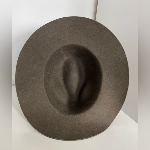 Felt Hat with Black Band size 22 1/4 inches - Picture 2 of 3